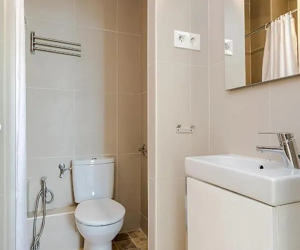 U-nique Pasteur Apartament