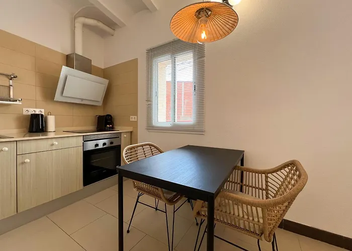 U-nique Pasteur Apartament